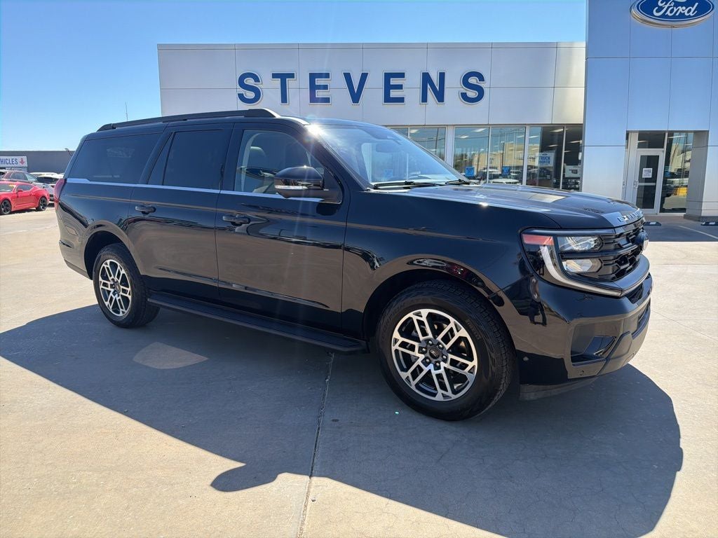 2025 Ford Expedition Max Active in Black Metallic — front three-quarter view